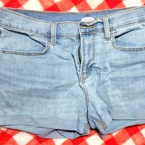 Old Navy Women's mid rise jean shorts Size 8